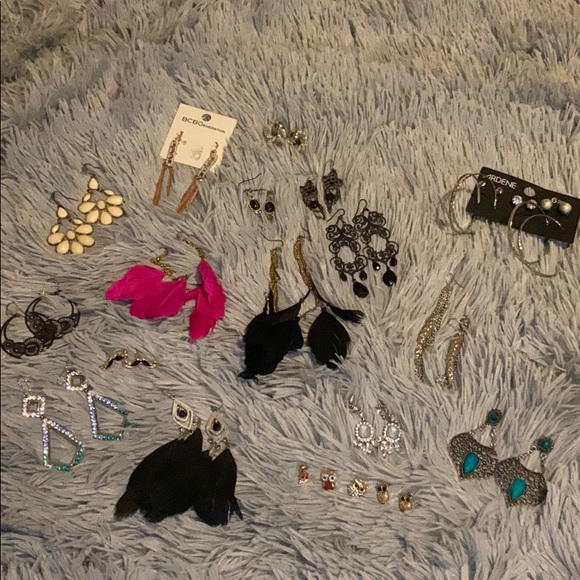 Earrings lot - Picture 1 of 5